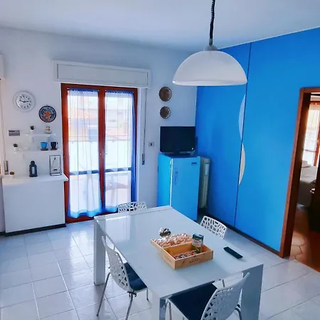 Trilocale 200m Dal Mare - Il Faro Blu Apartment *